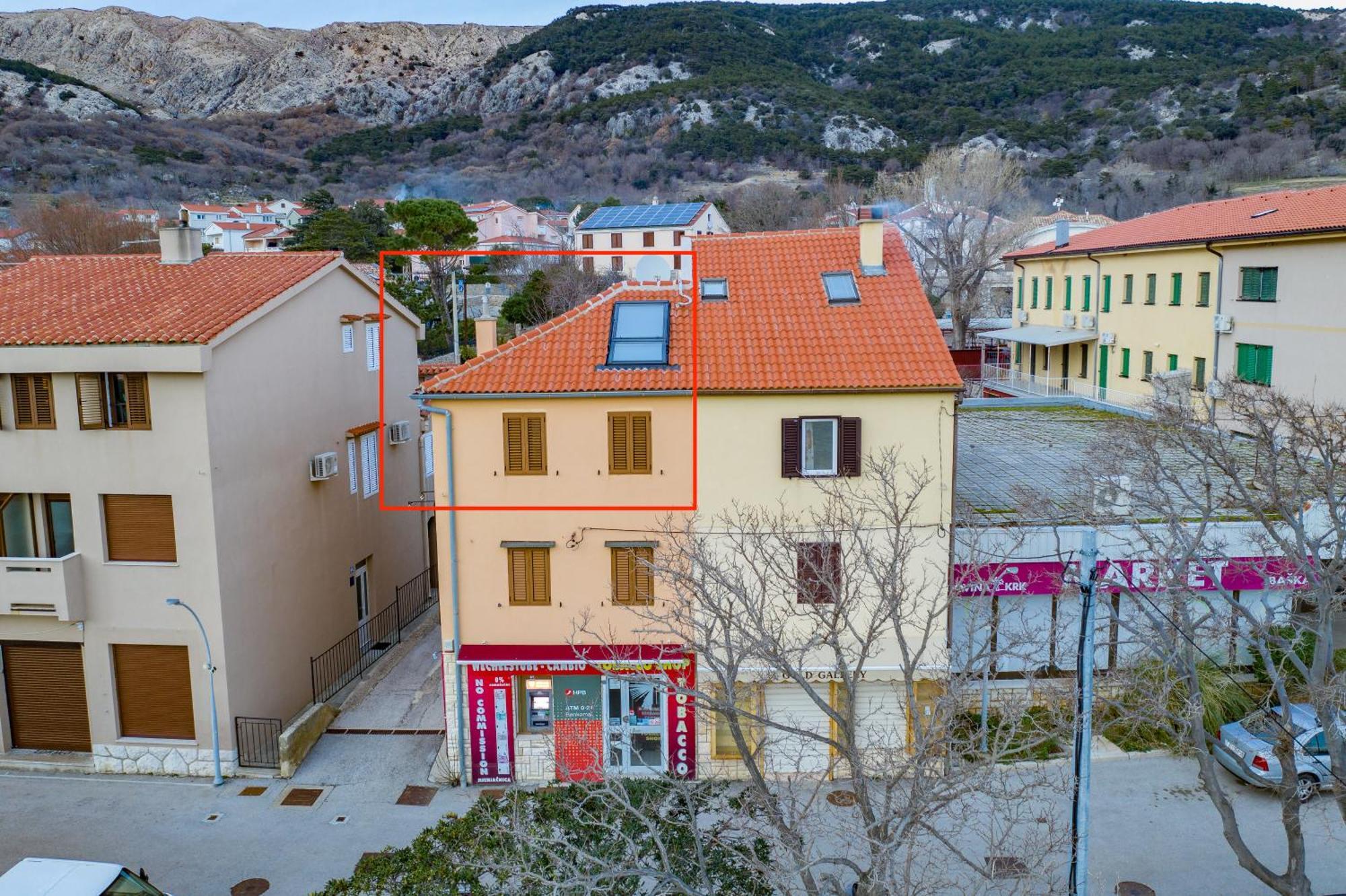 Seaview Apartments Baska Phòng bức ảnh